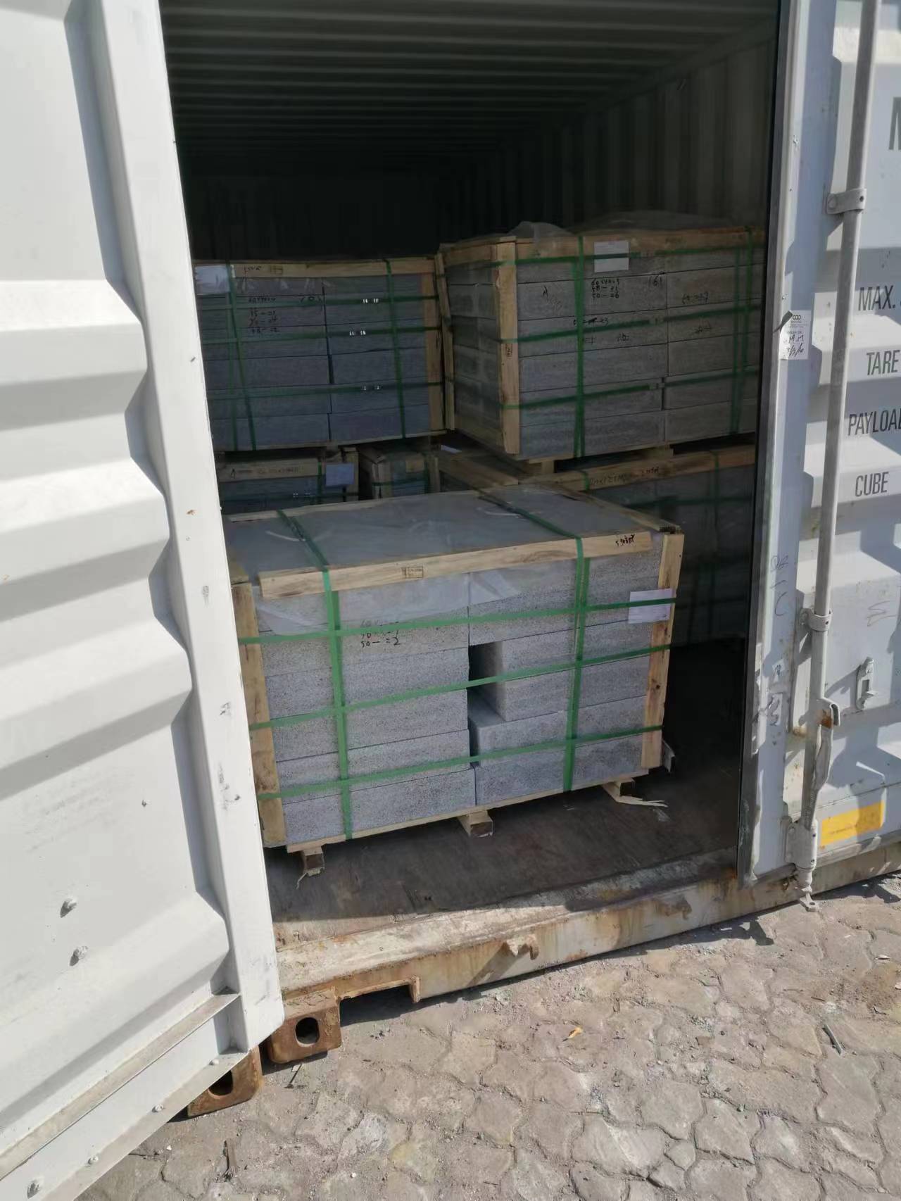 木材、鋼材散雜貨訂艙